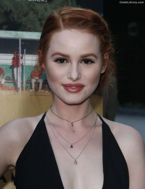 Madelaine Petsch photo 5 of 1780