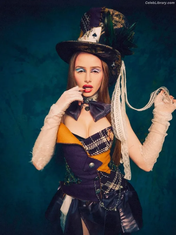 Madelaine Petsch photo 23 of 1780