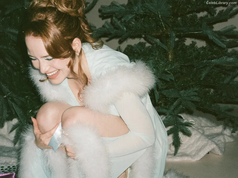 Madelaine Petsch photo 10 of 1780