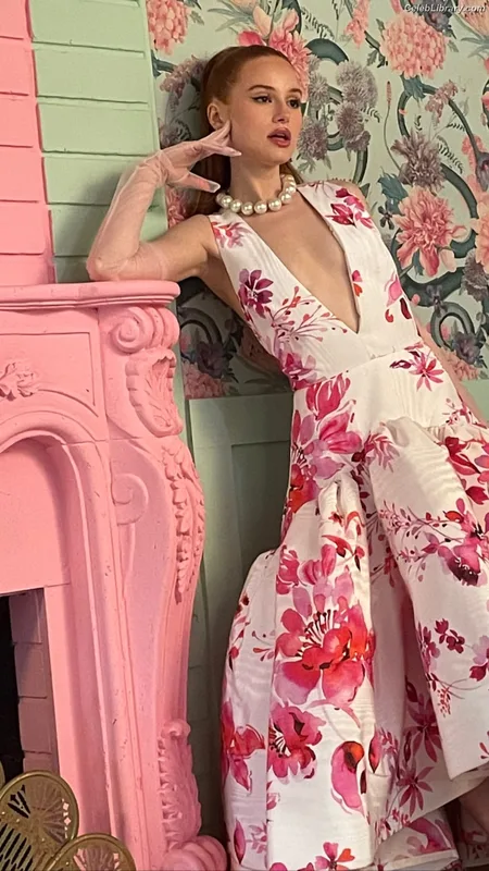 Madelaine Petsch photo 18 of 1780