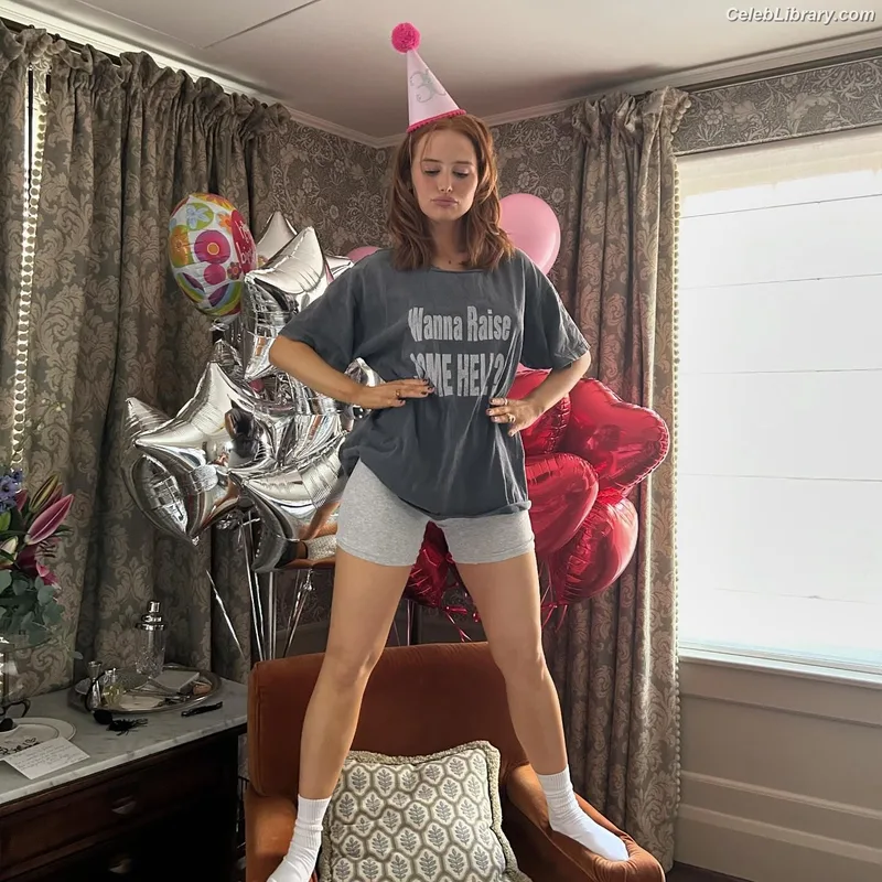Madelaine Petsch photo 24 of 1780