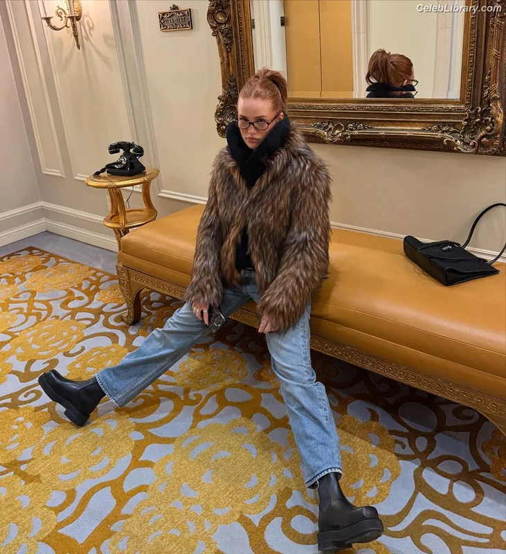 Madelaine Petsch photo 8 of 1780