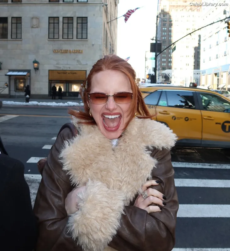 Madelaine Petsch photo 9 of 1780
