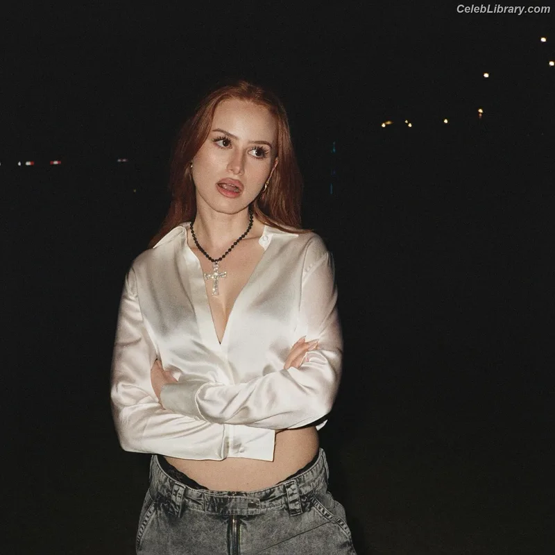 Madelaine Petsch photo 22 of 1780