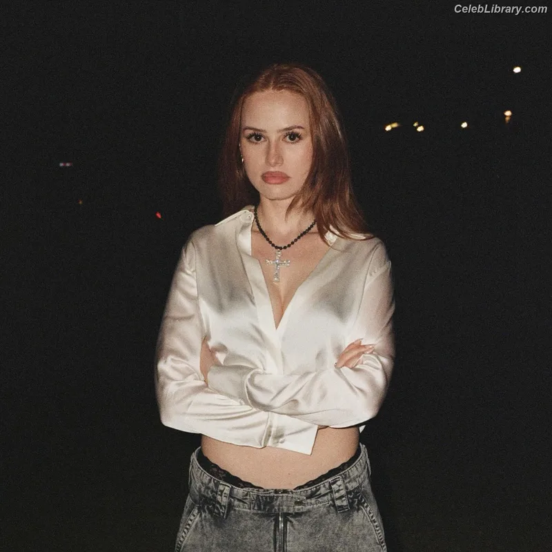 Madelaine Petsch photo 2 of 1780
