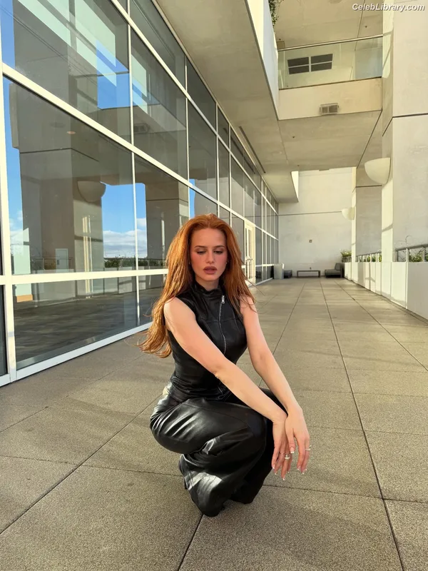 Madelaine Petsch photo 11 of 1780