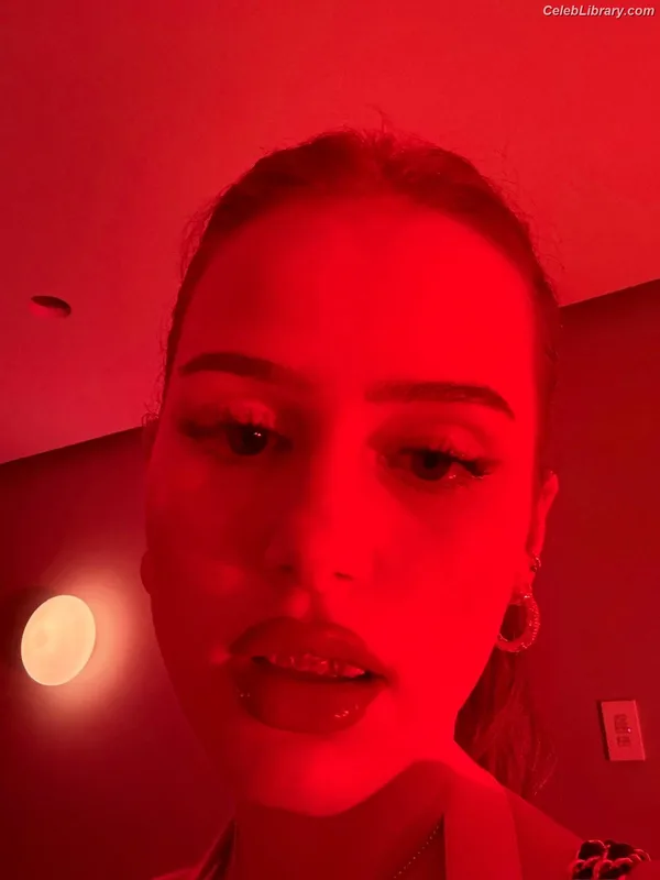 Madelaine Petsch photo 19 of 1780