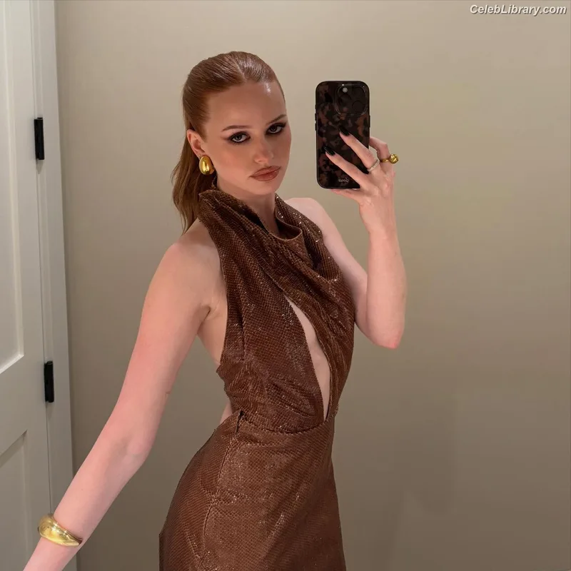 Madelaine Petsch photo 5 of 1780