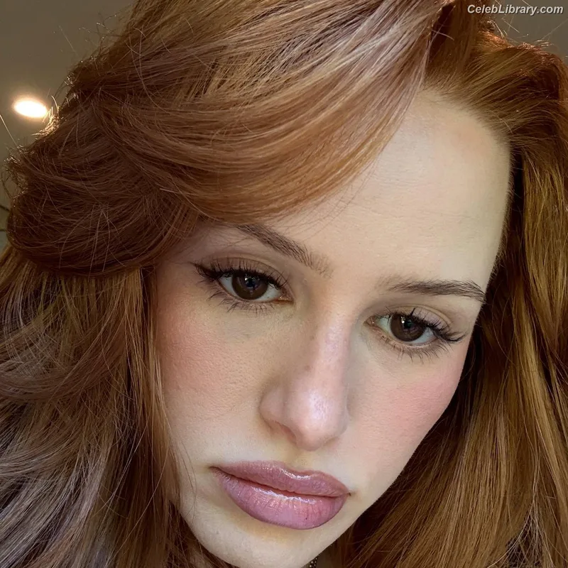 Madelaine Petsch photo 7 of 1780