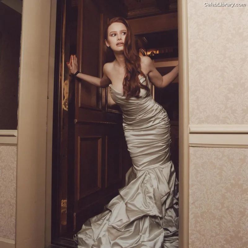 Madelaine Petsch photo 17 of 1780