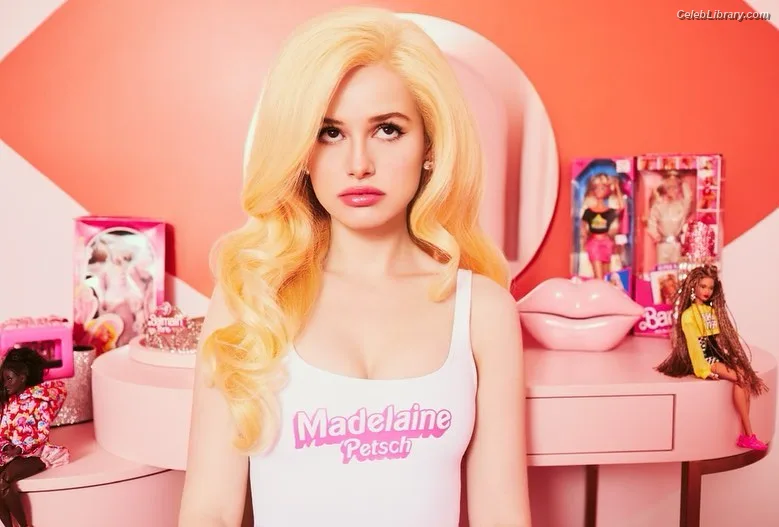 Madelaine Petsch photo 22 of 1780