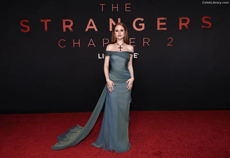 Madelaine Petsch photo 21 of 1780