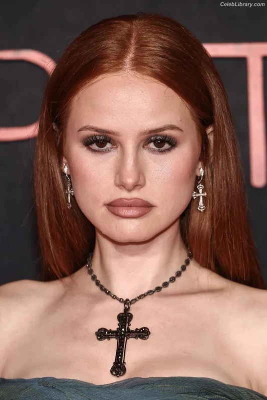 Madelaine Petsch photo 20 of 1780