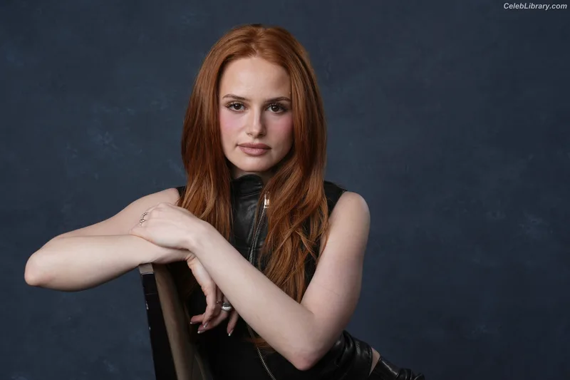 Madelaine Petsch photo 7 of 1780