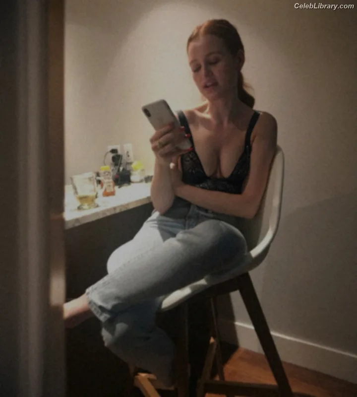 Madelaine Petsch photo 19 of 1780