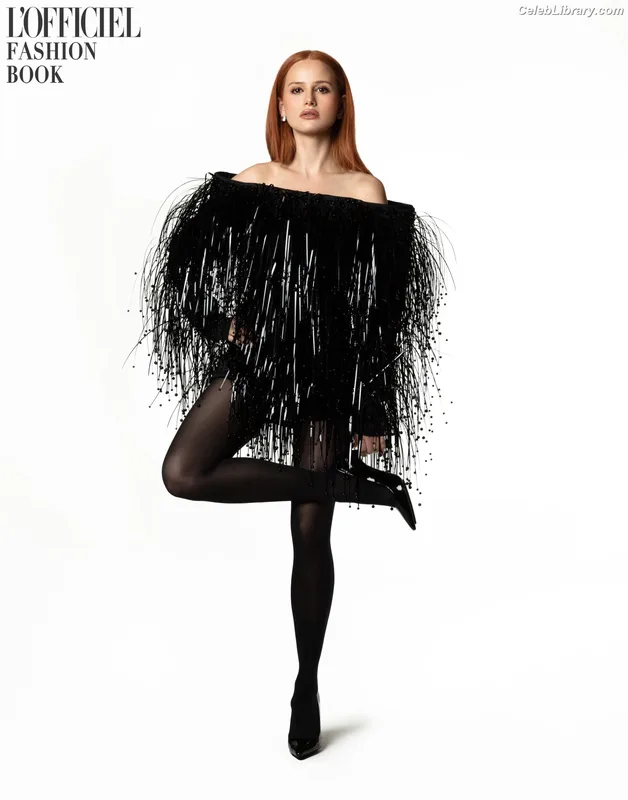 Madelaine Petsch photo 22 of 1780