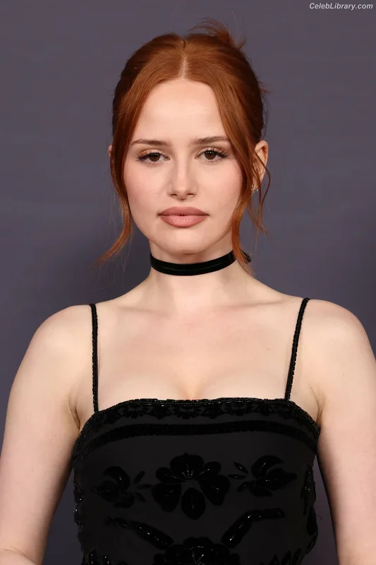 Madelaine Petsch photo 12 of 1780