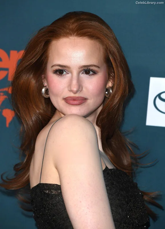 Madelaine Petsch photo 14 of 1780
