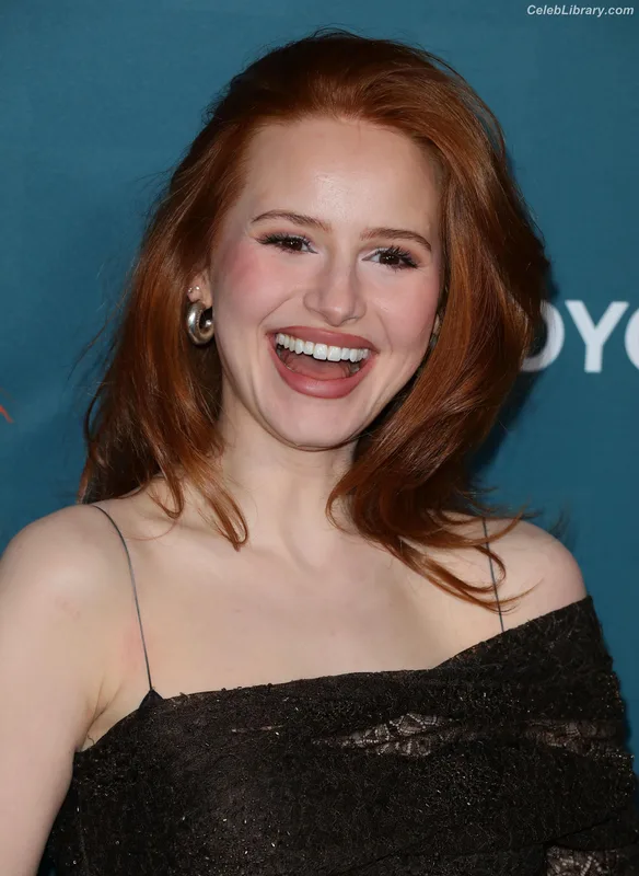 Madelaine Petsch photo 17 of 1780