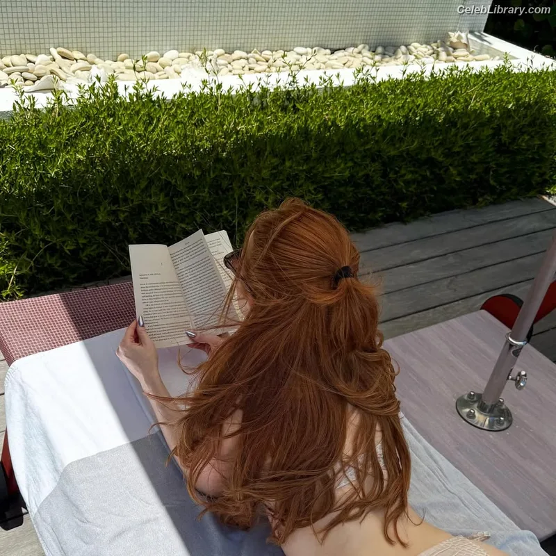 Madelaine Petsch photo 9 of 1780