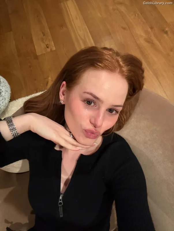 Madelaine Petsch photo 22 of 1780