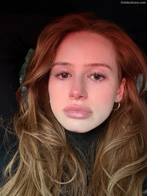 Madelaine Petsch photo 23 of 1780