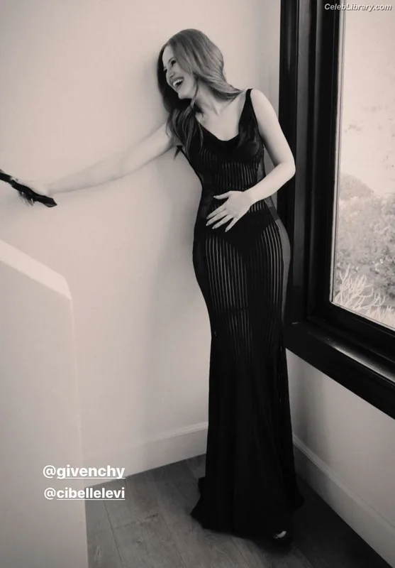 Madelaine Petsch photo 13 of 1780
