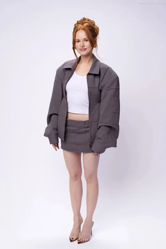 Madelaine Petsch photo 3 of 1780