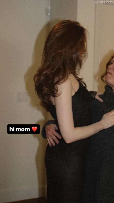 Madelaine Petsch photo 6 of 1780