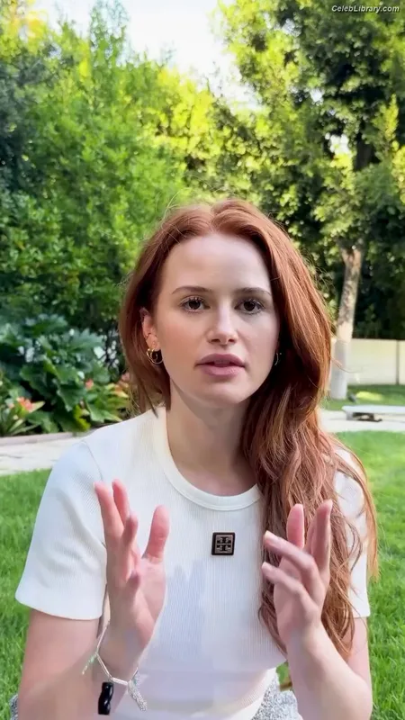 Madelaine Petsch photo 19 of 1780