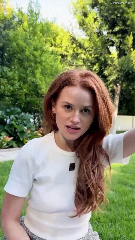 Madelaine Petsch photo 20 of 1780