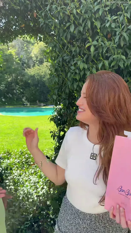 Madelaine Petsch photo 11 of 1780