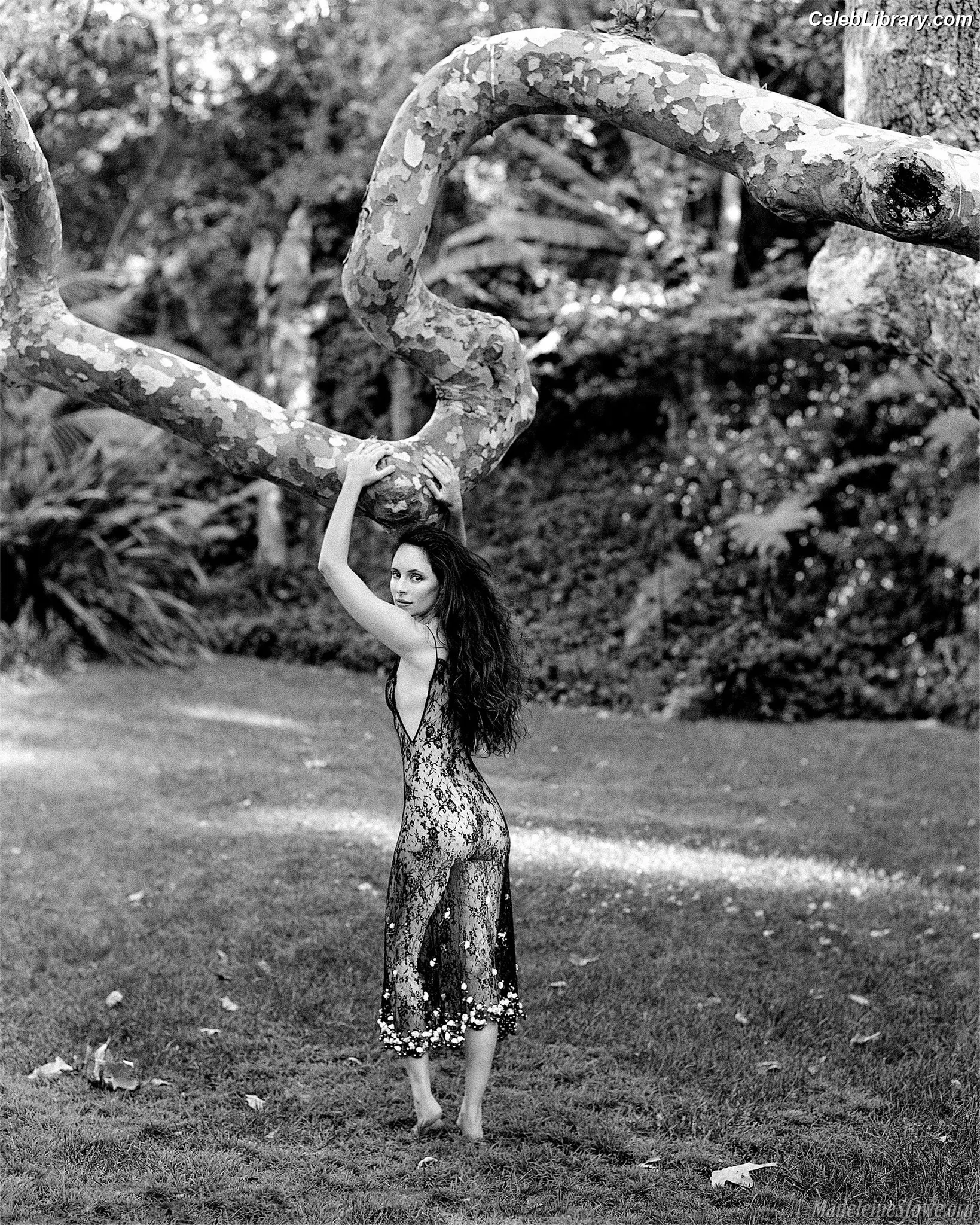 Madeleine Stowe photo 23 of 37