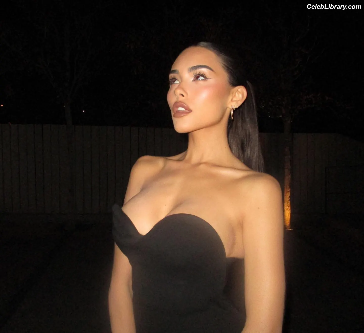 Madison Beer photo 2 of 3490