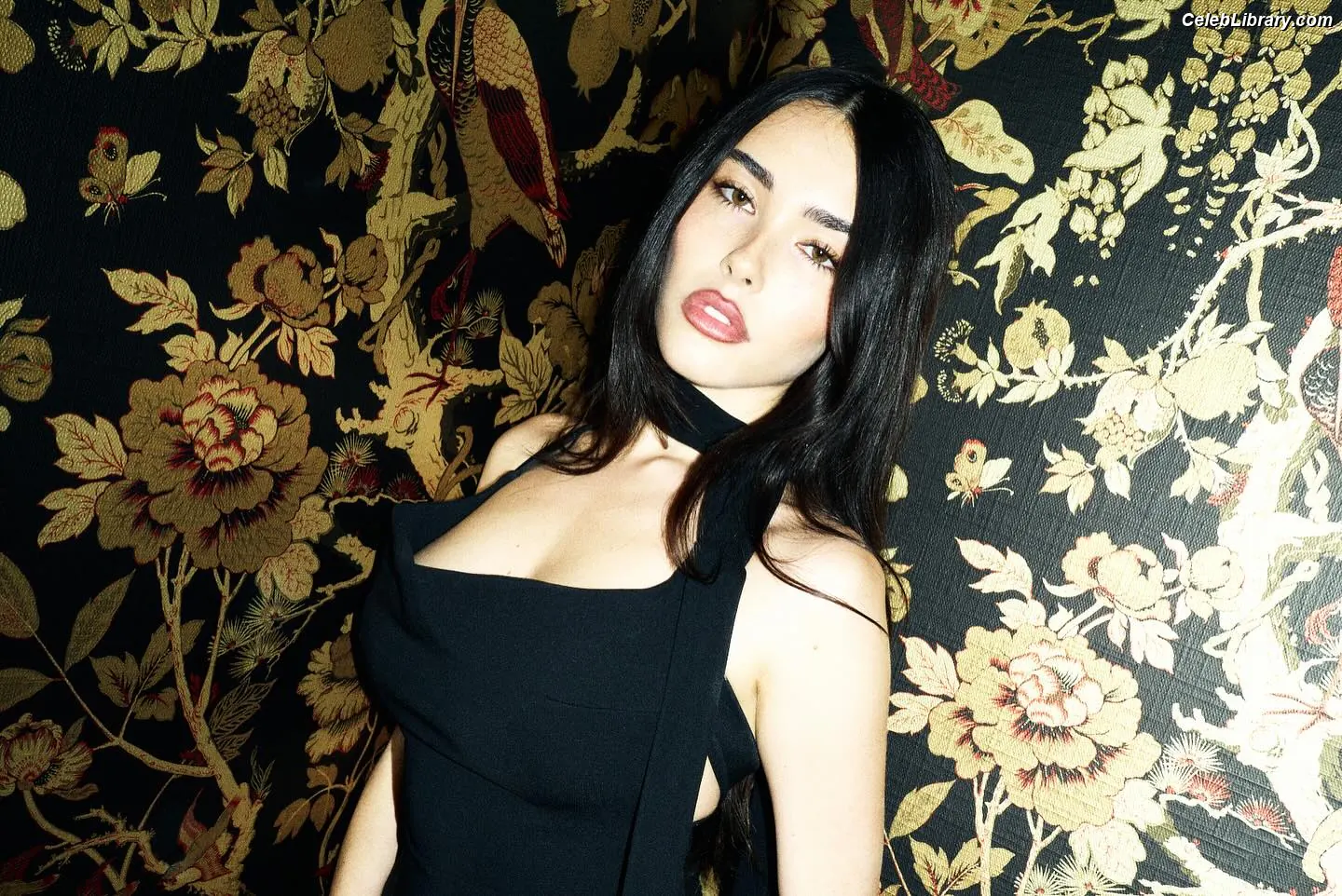 Madison Beer photo 6 of 3490