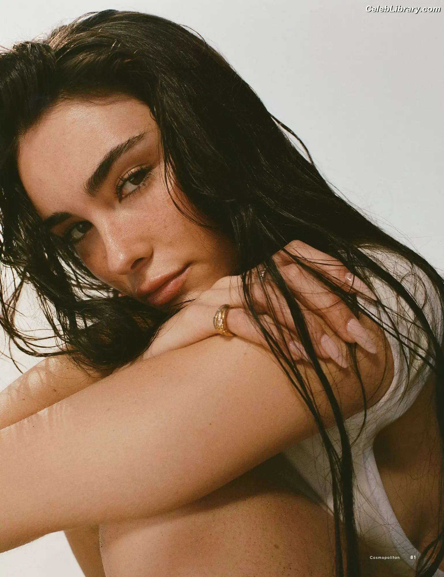 Madison Beer photo 3 of 3490