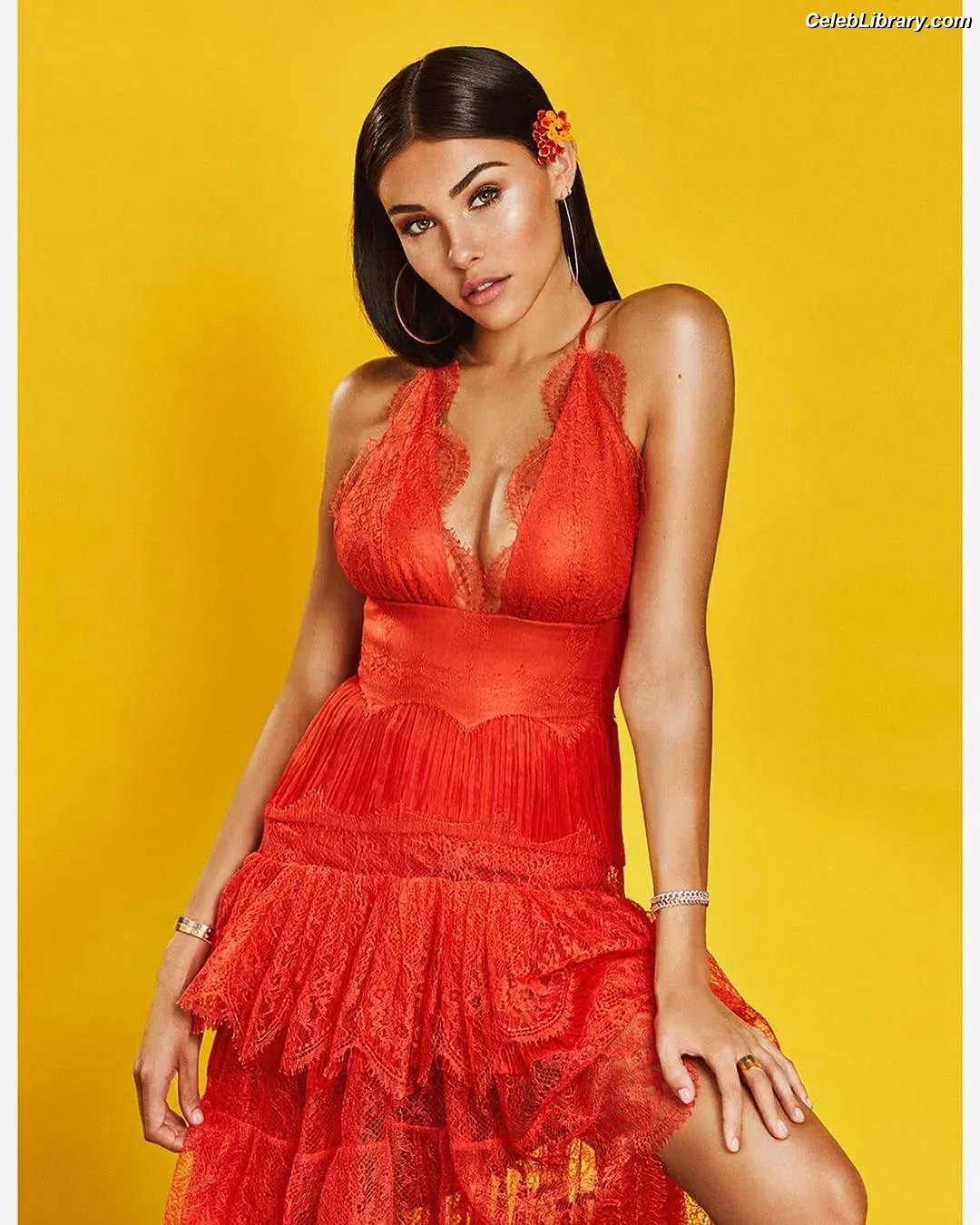 Madison Beer photo 19 of 3490