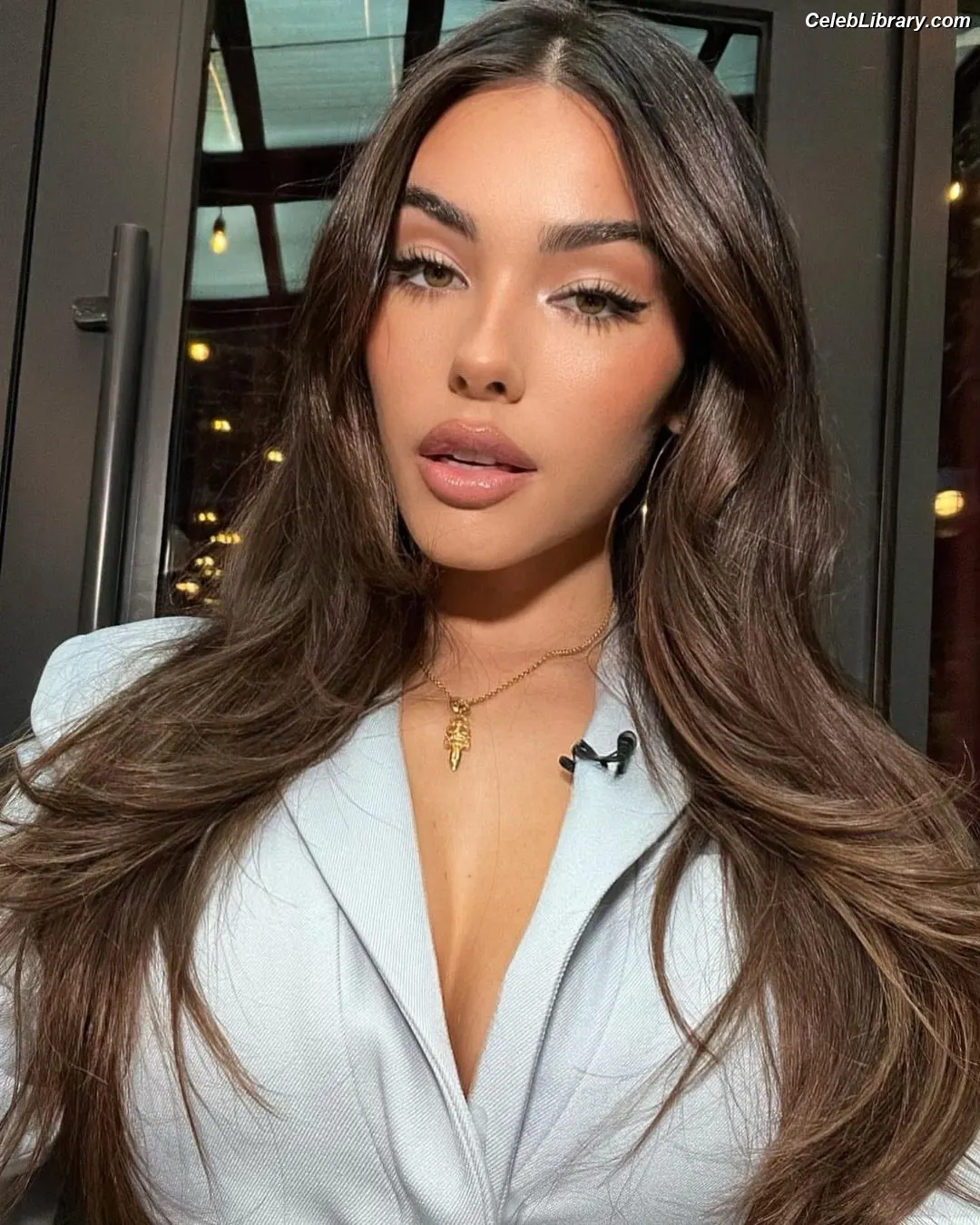 Madison Beer photo 12 of 3490