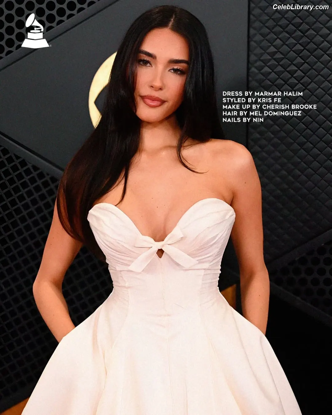 Madison Beer photo 1 of 3490
