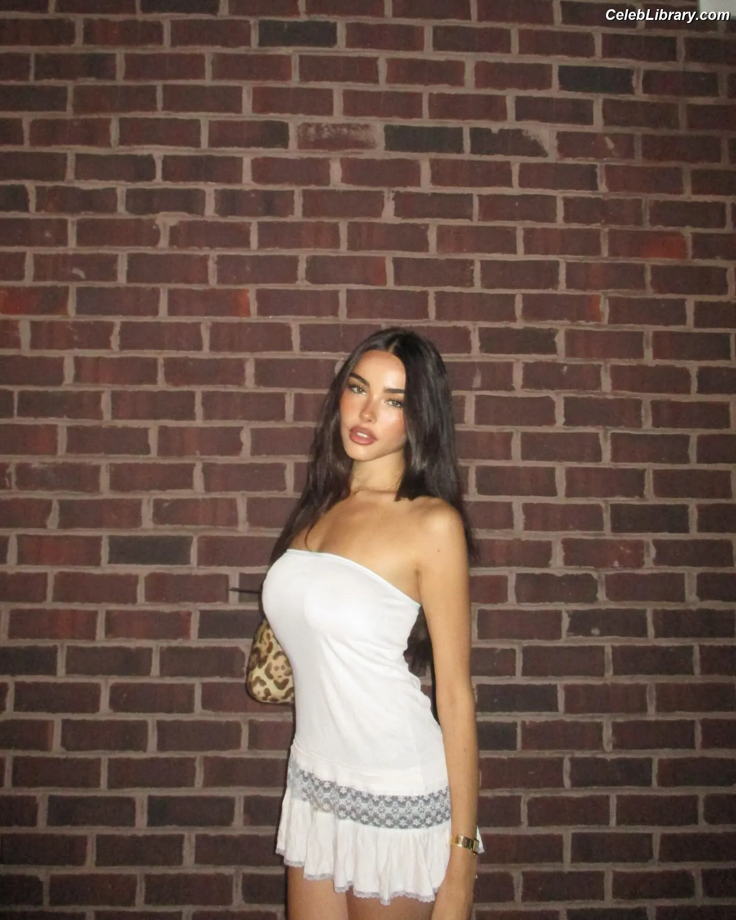 Madison Beer photo 3 of 3490