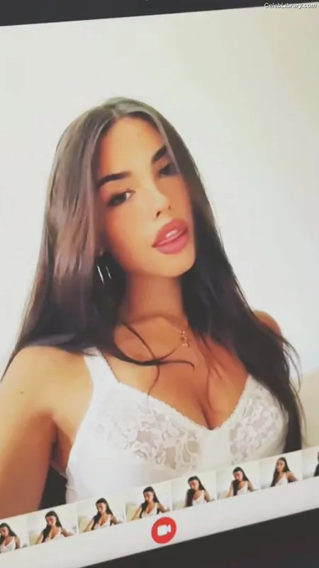 Madison Beer photo 3 of 3479