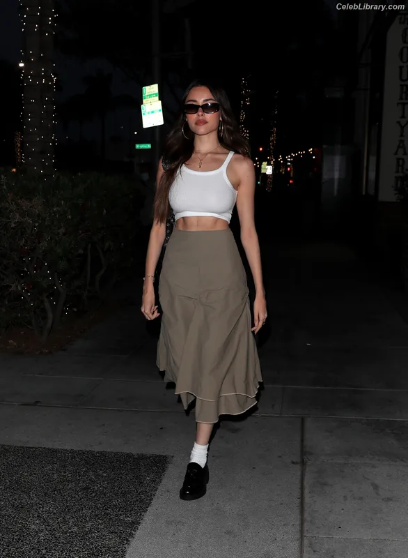 Madison Beer photo 18 of 3479