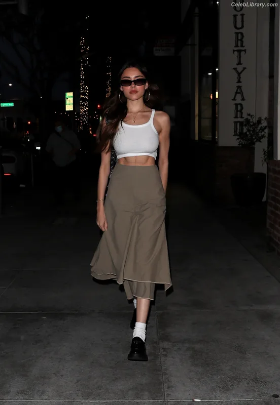 Madison Beer photo 22 of 3479