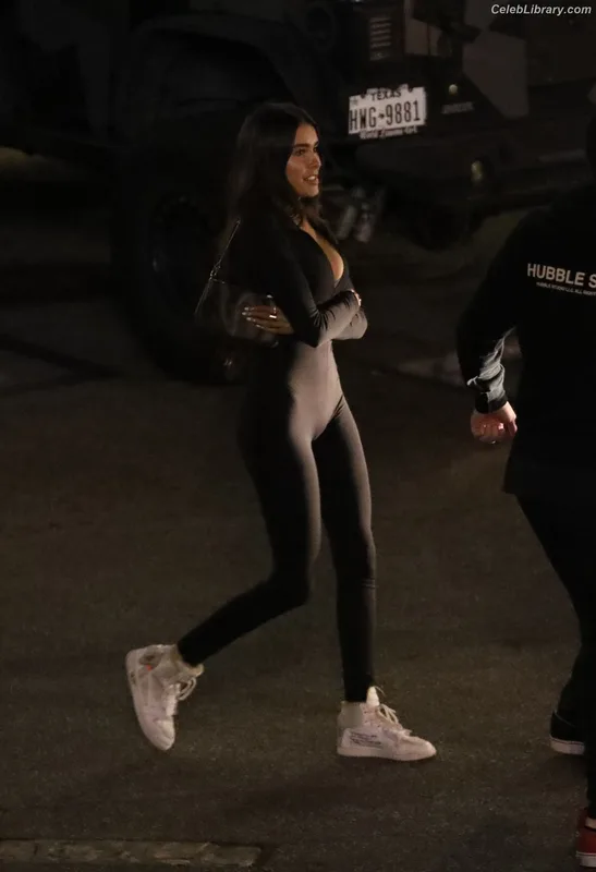 Madison Beer photo 11 of 3479