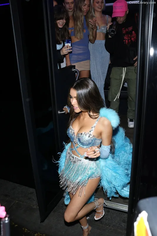 Madison Beer photo 11 of 3479