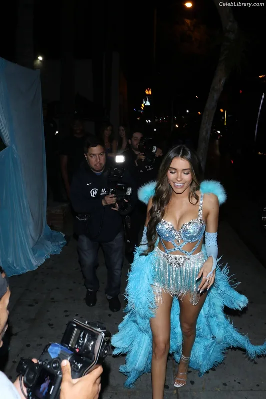 Madison Beer photo 16 of 3479