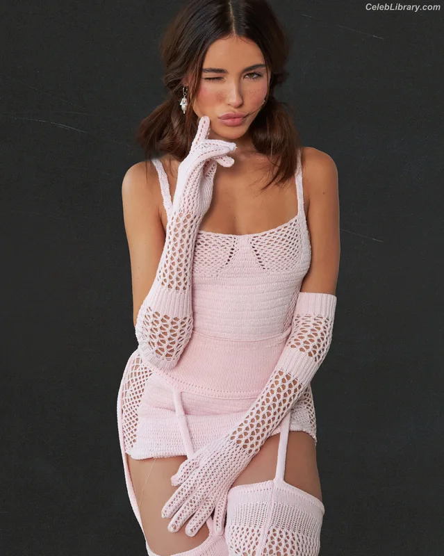 Madison Beer photo 5 of 3479