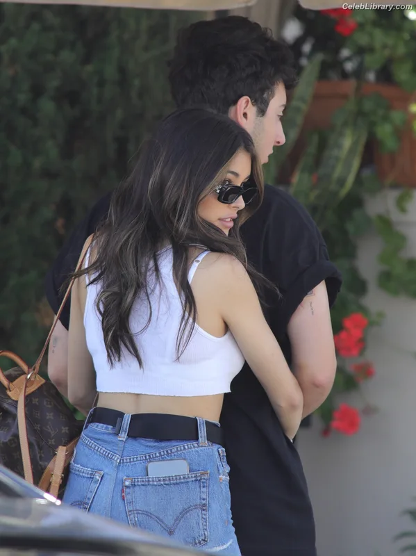 Madison Beer photo 18 of 3479