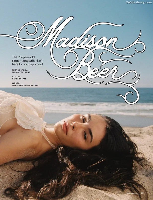 Madison Beer photo 23 of 3479