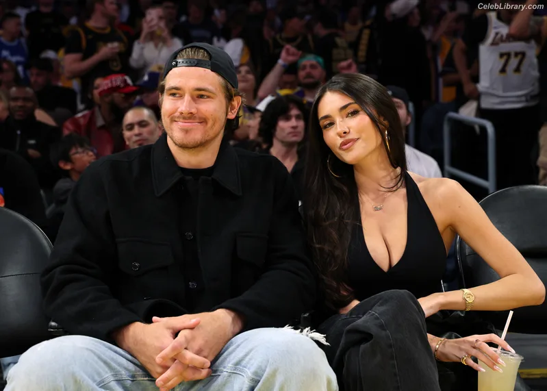 Madison Beer photo 23 of 3479